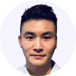 Electronic engineering intern Xiaowei from Deaking University.